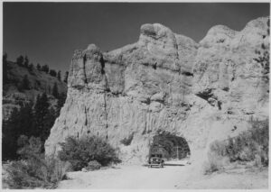 tunnel_no_1-_red_canyon-_west_tunnel-_-_nara_-_520217